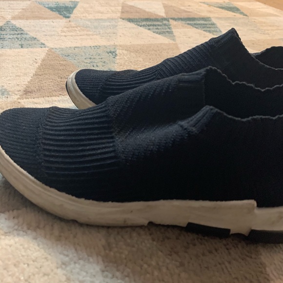 Rue 21 shoes - Picture 2 of 2